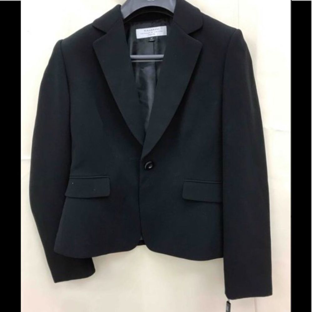 Tahari Black Blazer Size 6 Petite